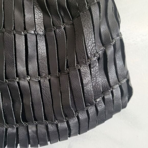 Pikolinos Black Leather Shredded Woven boho Shoulder Back Whipstich 15 x 12 - Picture 5 of 10